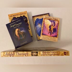RARE SET* Doreen Virtue - Angel Therapy Handbook and Gold Gilded Oracle Deck